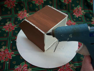 Kids Christmas craft - gingerbread house craft